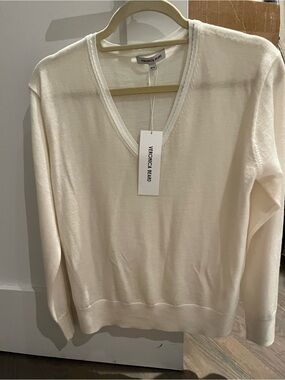NWT Veronica Beard Milette Pullover Ivory V-Neck Sweater, Size M